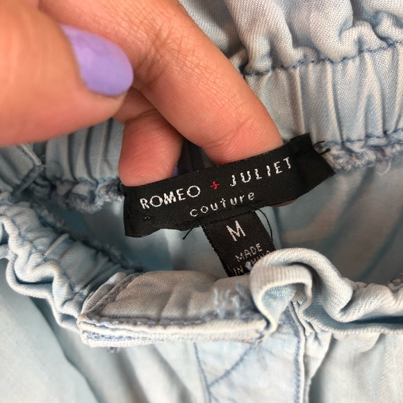 R + J Couture Light Chambray Cold Shoulder M - Picture 3 of 7
